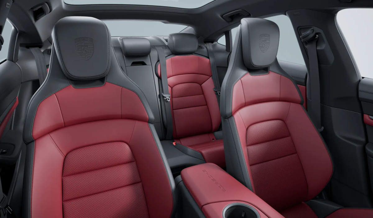 Porsche Taycan interior
